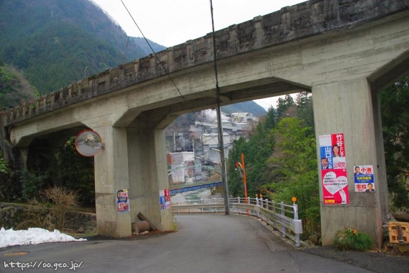 東京都水道局小河内線の日原橋梁