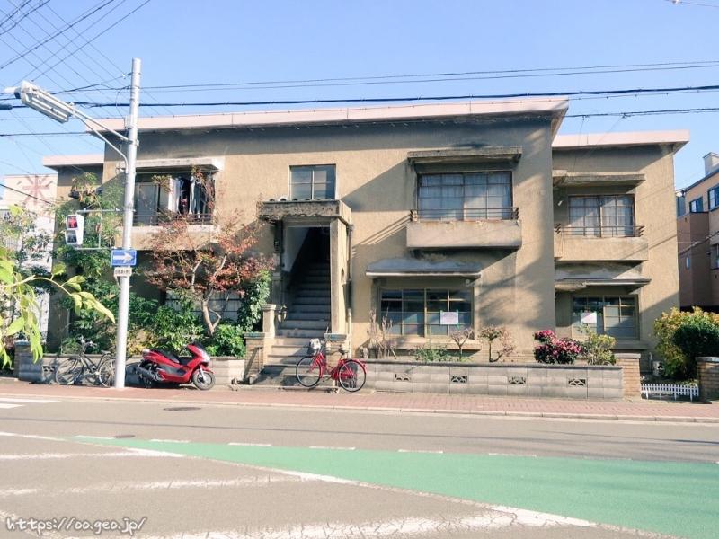 トヨクニハウス　大阪最古のレトロアパート