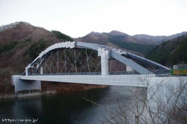 三頭橋