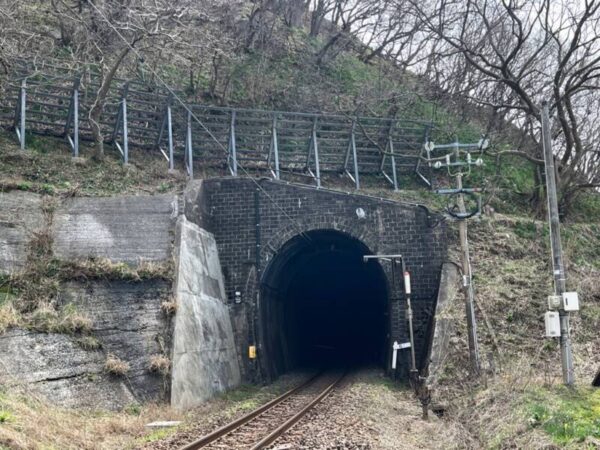 羽越本線　柴山トンネル